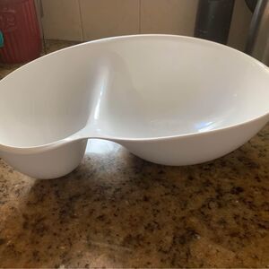 Wovo Crate and Barrell Chip and Dip  Bowl